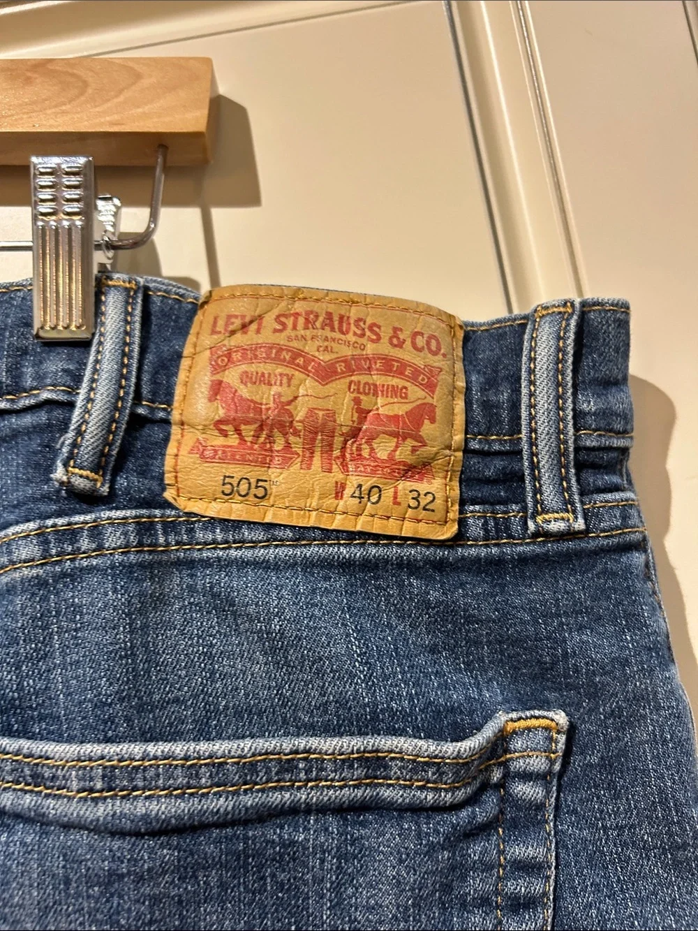 Levis classic straight